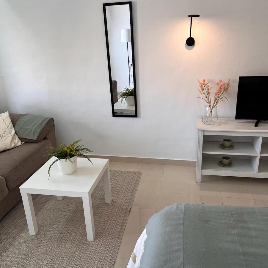 Precioso Estudio Palmeras Con Vistas Al Mar Lejlighed Fuengirola Eksteriør billede